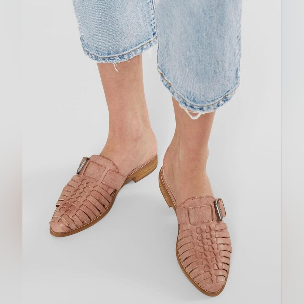 NWT!  MI.IM Billie Mule Shoe. Size 8, Rose